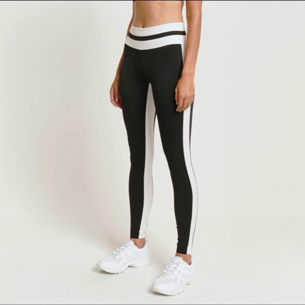 SOLD Vaara FLO TUXEDO LEGGING BLACK